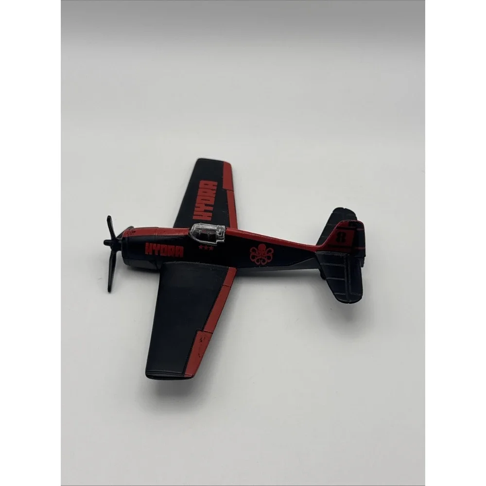 2011 Maisto Captain America Super Squadron Die Cast Plane Lot Of 2 Hellcat & B47